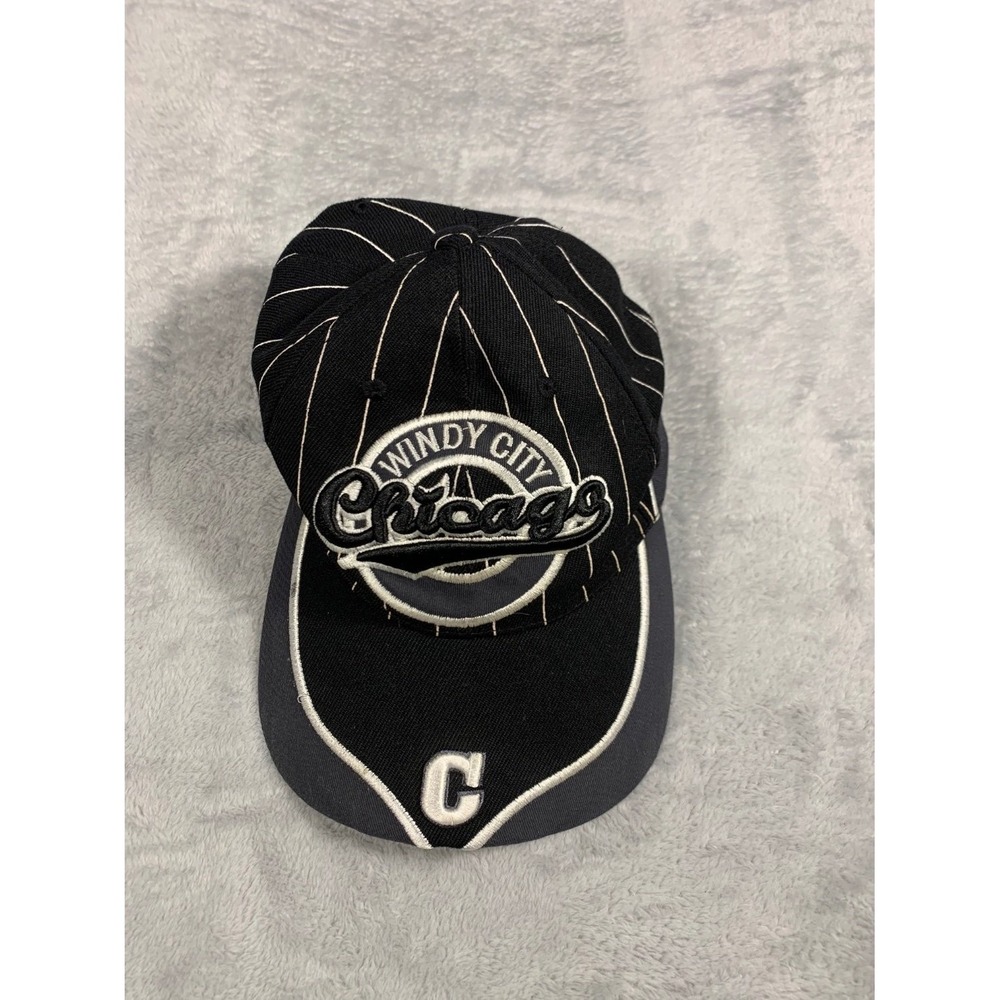 G-iii Sports Windy City Chicago Mens OS Black Hat Embroidered Front Logo